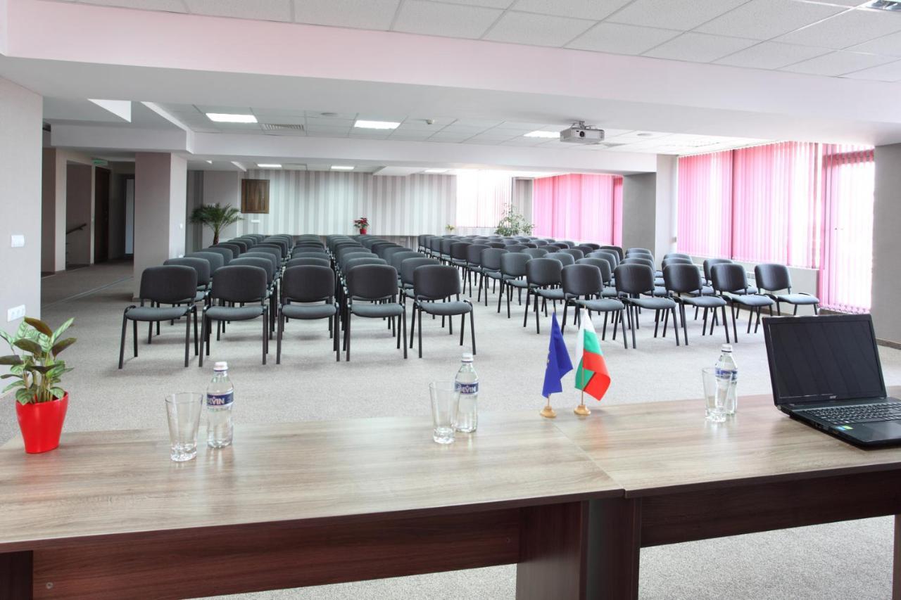 Teodora Palace Hotel Русе Экстерьер фото