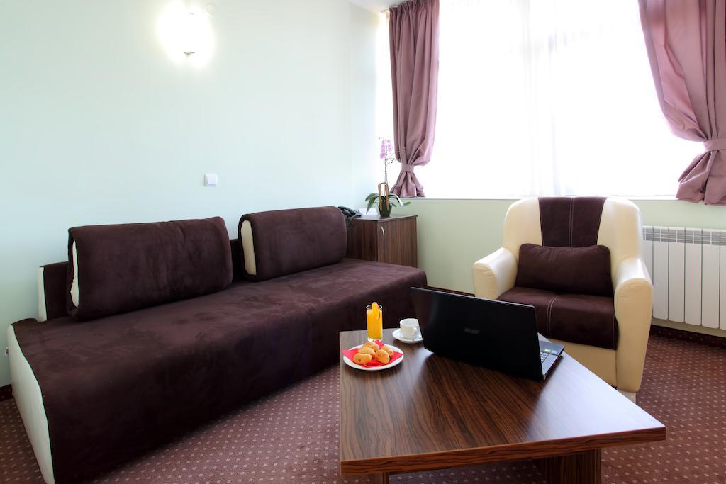 Teodora Palace Hotel Русе Номер фото